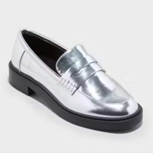 A New Day Silver Jordan Loafers Women Size 6 NWT Memory Foam Insoles